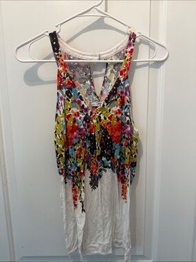 🥳 5 for $25 BUNDLE American Eagle Outfitters White Floral Racerback Tank Top
